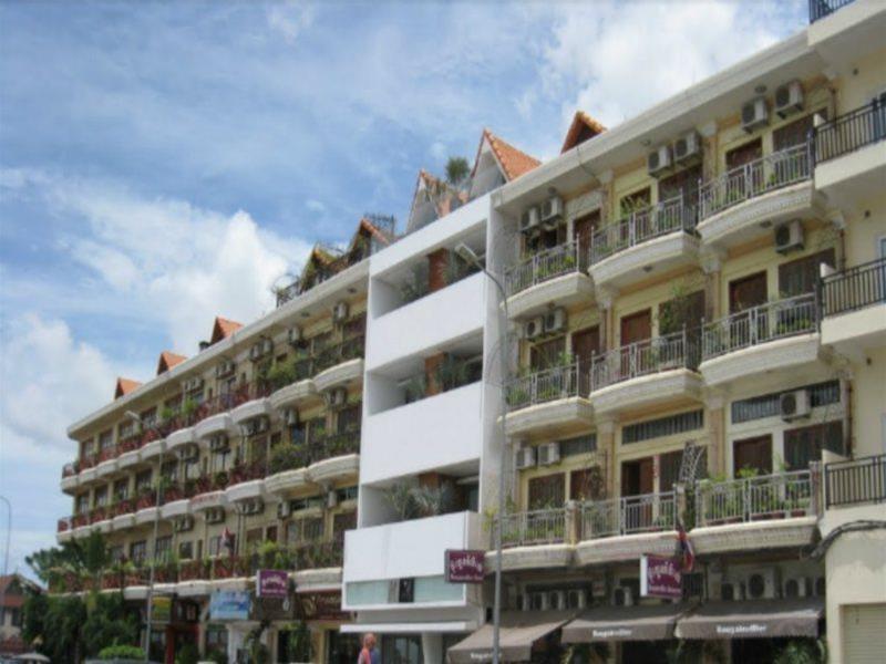 Bougainvillier Hotel Phnom Penh Exterior photo