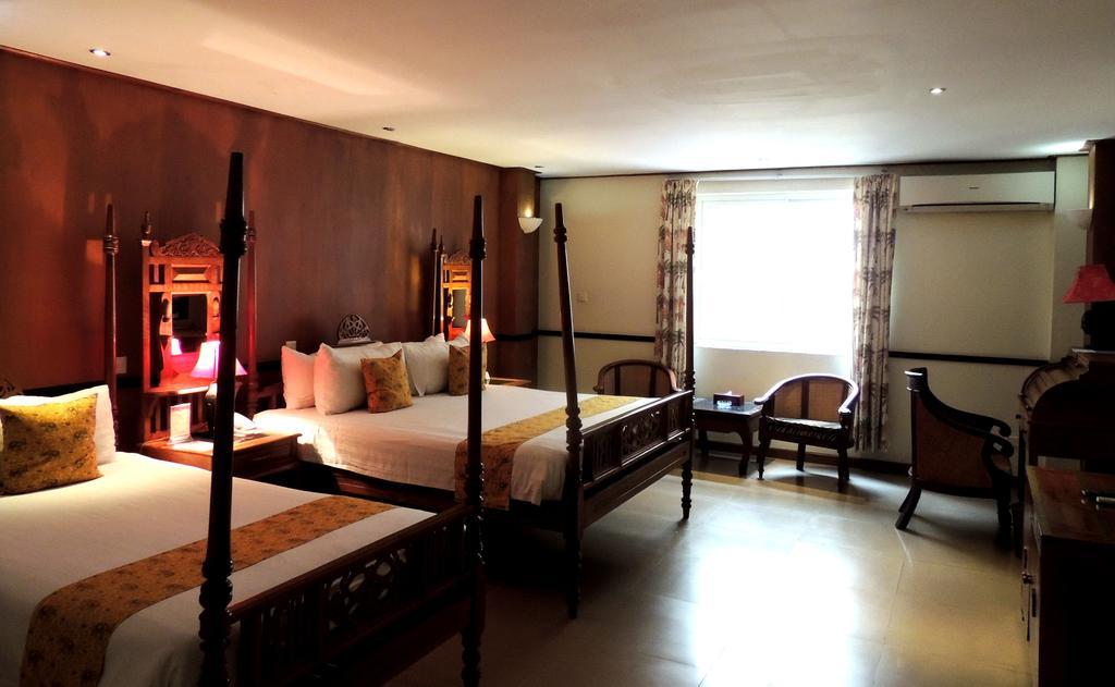 Bougainvillier Hotel Phnom Penh Room photo