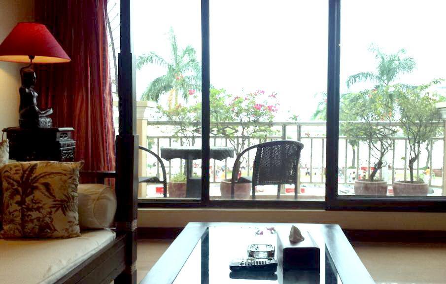 Bougainvillier Hotel Phnom Penh Exterior photo